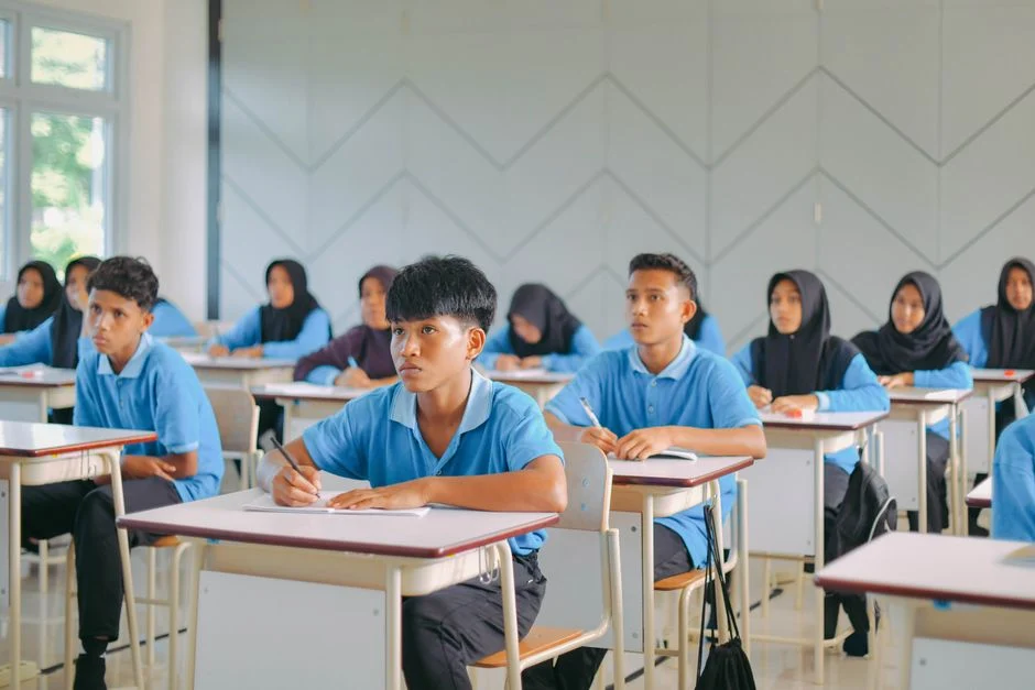 Manfaat Belajar Bahasa Inggris Sejak Dini untuk Masa Depan Anak